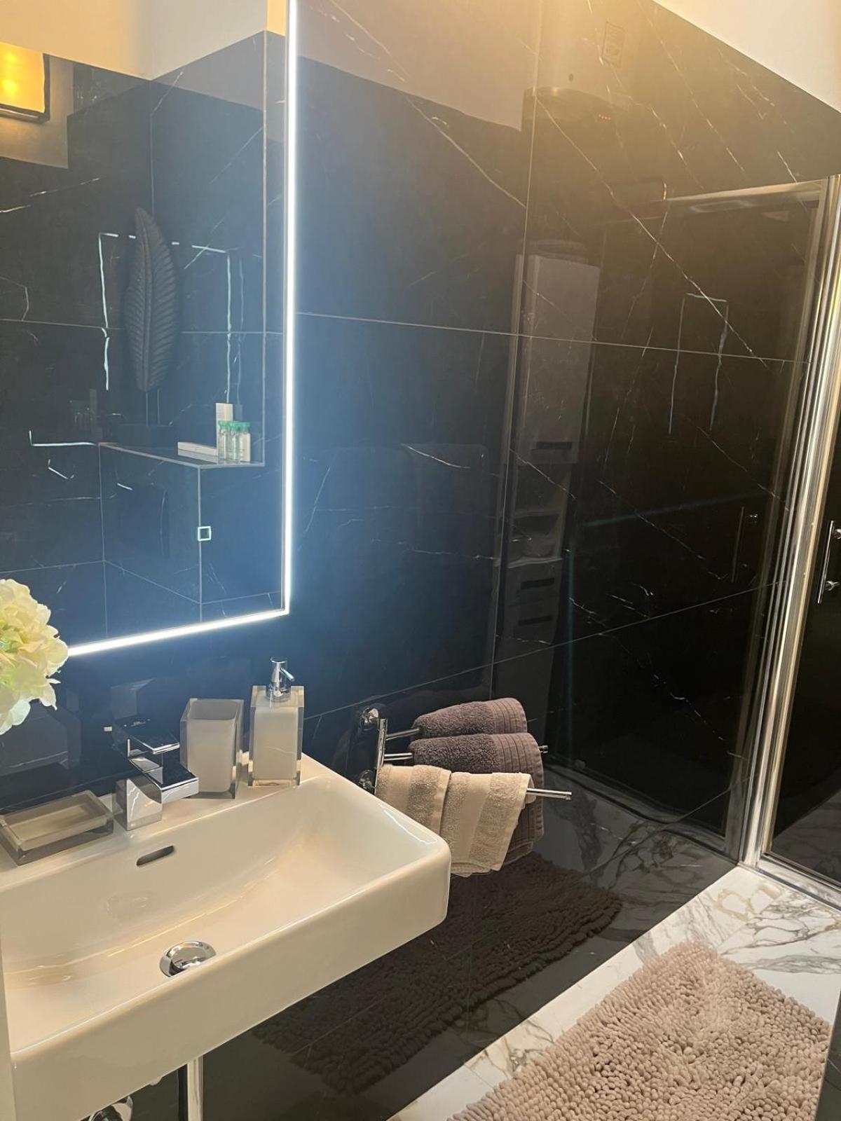 두브로브니크 Cosy Loft W Private Pool & Patio 아파트 외부 사진